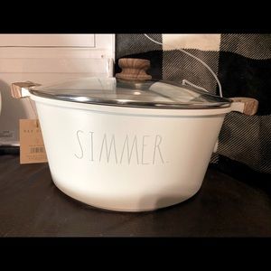 RAE DUNN white 10qt pot that says SIMMER